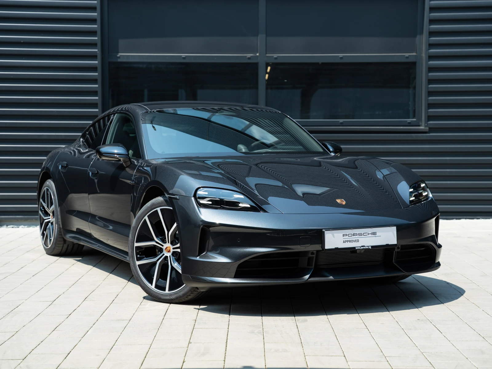 Porsche Taycan 4 Black Edition, снимка 3 - Автомобили и джипове - 55084305