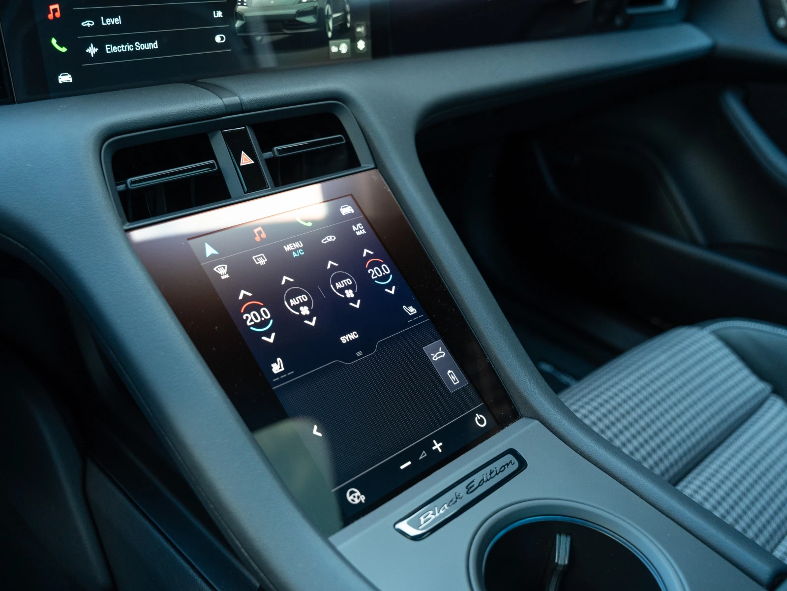 Porsche Taycan 4 Black Edition, снимка 11 - Автомобили и джипове - 55084305