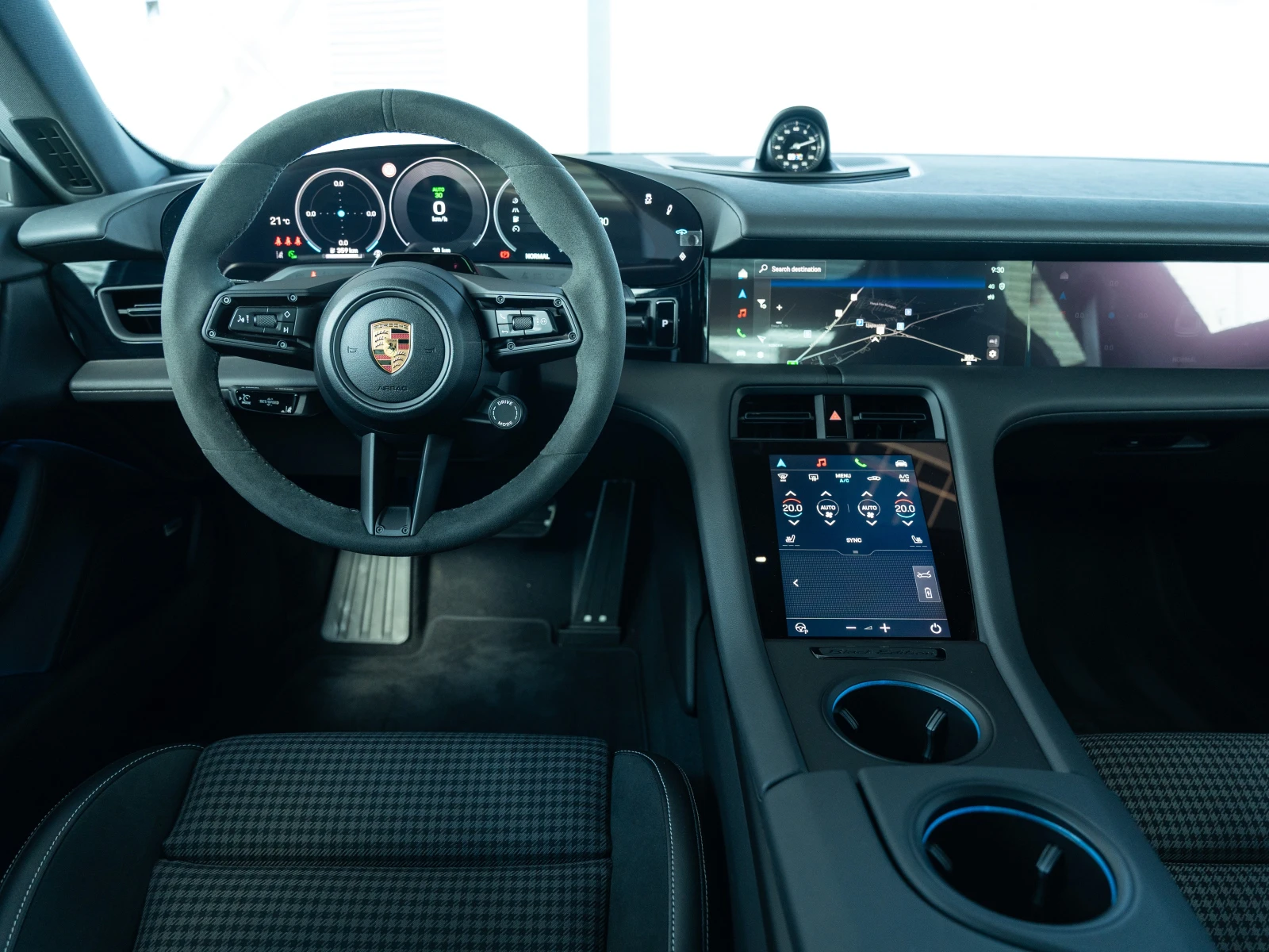 Porsche Taycan 4 Black Edition, снимка 7 - Автомобили и джипове - 55084305