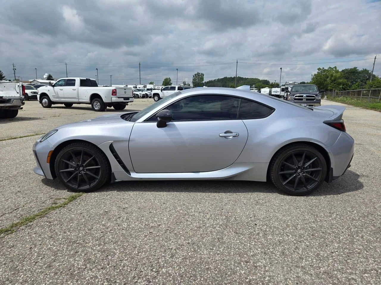 Toyota GR86 Premium RWD, 2.4L / РЪЧКА / 2 КЛЮЧА, снимка 3 - Автомобили и джипове - 55583949