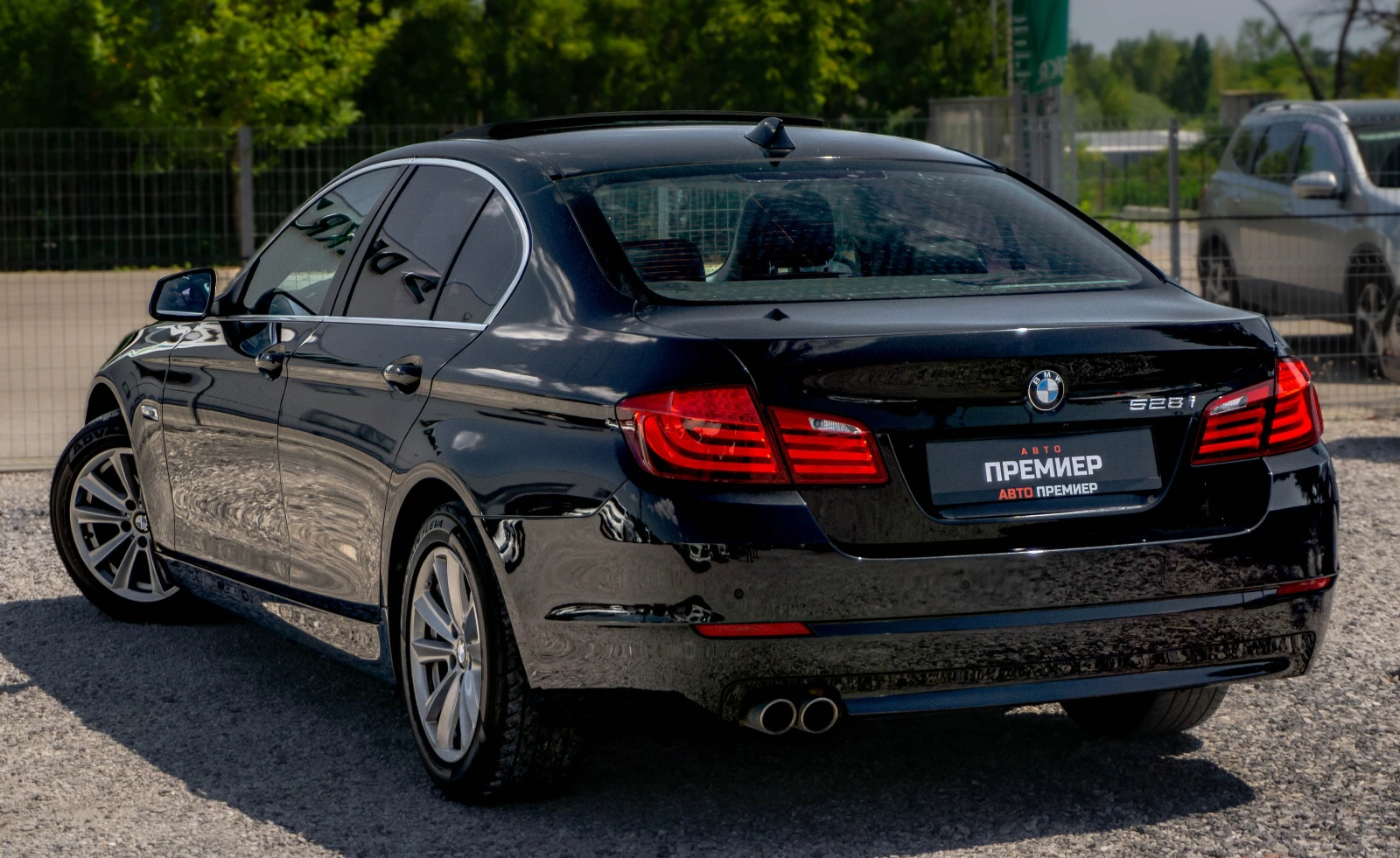 BMW 528 i-Luxury-152, 935KM-ТОП!, снимка 6 - Автомобили и джипове - 55644275