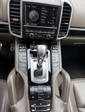 Porsche Cayenne 4.2D РЕАЛНИ и ДОКАЗУЕМИ КМ !, снимка 12