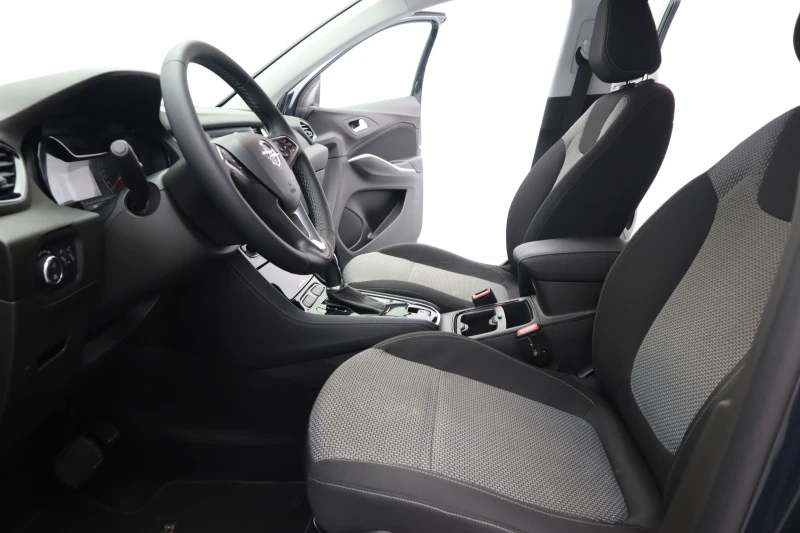 Opel Grandland X 1.2 Turbo, снимка 9 - Автомобили и джипове - 51193266