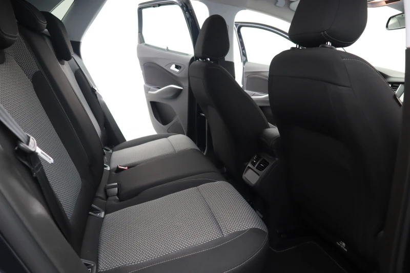 Opel Grandland X 1.2 Turbo, снимка 12 - Автомобили и джипове - 51193266