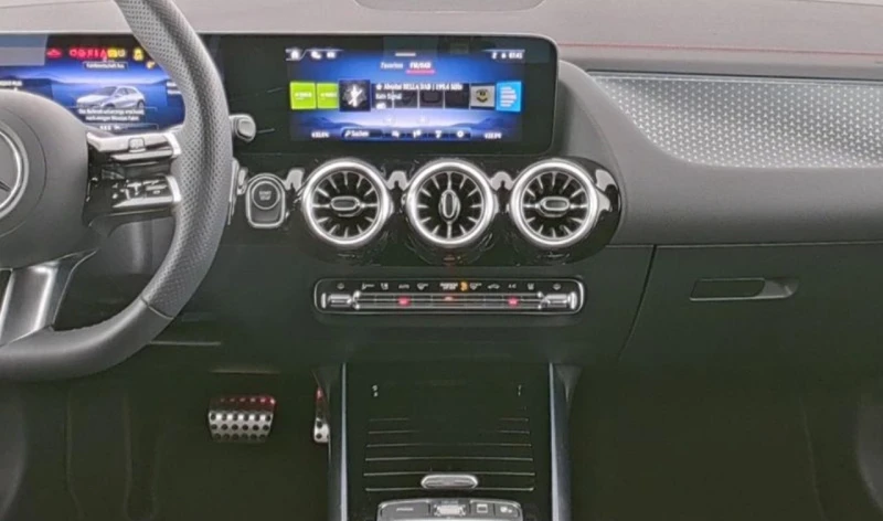 Mercedes-Benz EQA 300* 4M* AMG* DISTR* 360CAM* , снимка 5 - Автомобили и джипове - 52000070