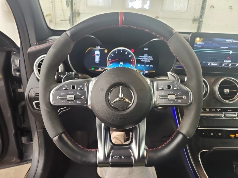 Mercedes-Benz GLC 43 AMG * * CARFAX * * АВТО КРЕДИТ * * , снимка 9 - Автомобили и джипове - 52562316