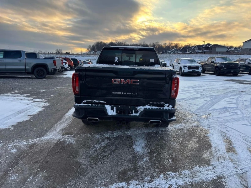 Gmc Sierra * Denali * CARFAX * БЕЗ ПЪРВОНАЧАЛНА ВНОСКА, снимка 4 - Автомобили и джипове - 53088678