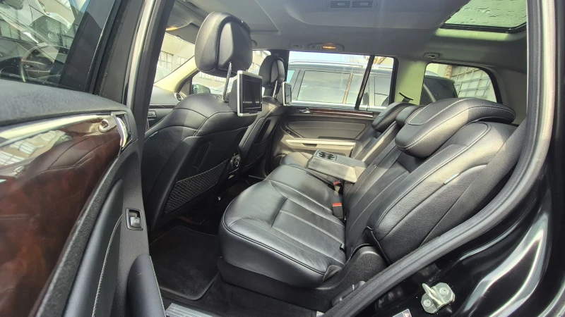Mercedes-Benz GL 550 388к.с., снимка 13 - Автомобили и джипове - 53263963