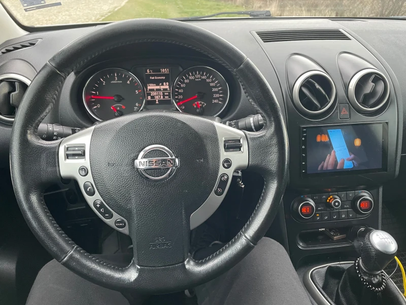 Nissan Qashqai 2.0 dci, снимка 14 - Автомобили и джипове - 53327715