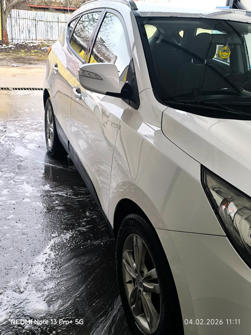 Hyundai IX35, снимка 13 - Автомобили и джипове - 53361601