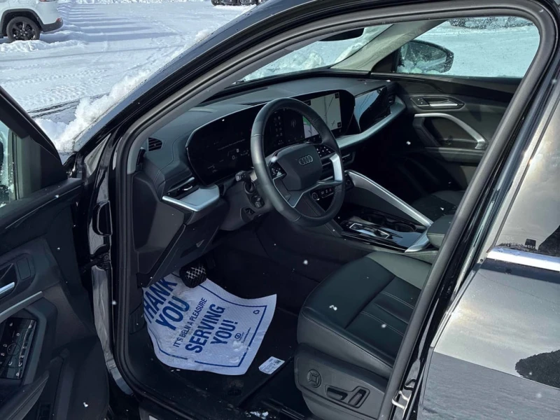 Audi Q5 / 2.0 TFSI quattro / Дистроник / Pano / Carfax , снимка 5 - Автомобили и джипове - 53358003