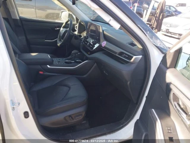 Toyota Highlander  - изображение 9