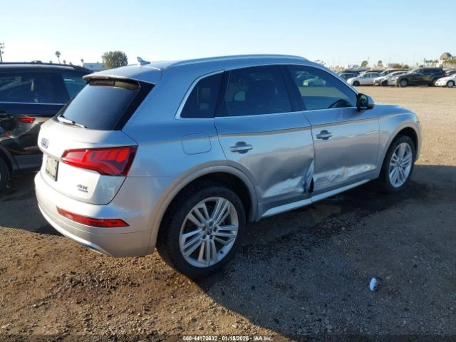 Audi Q5 ДИГ.ТАБЛО/ПОДГРЕВ/KEYLESS, снимка 9 - Автомобили и джипове - 53572383