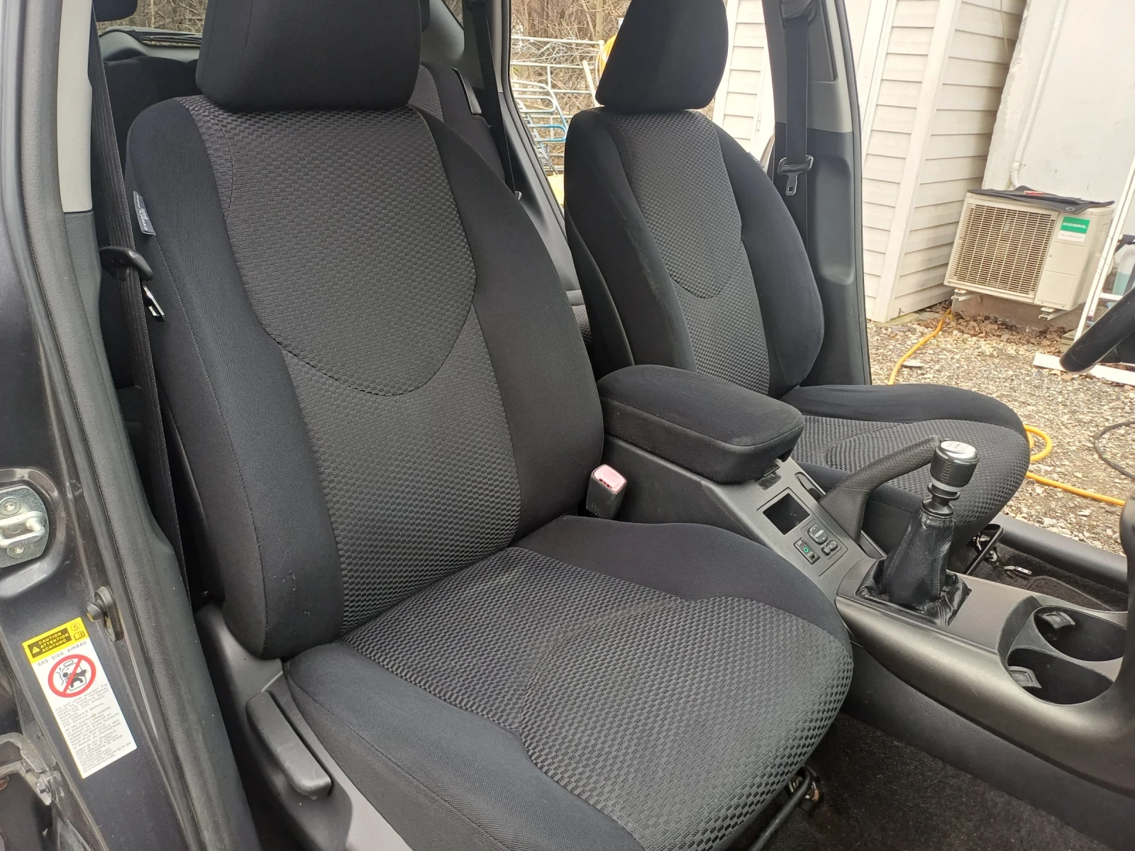 Toyota Rav4 2.2 D4D, снимка 11 - Автомобили и джипове - 53826551