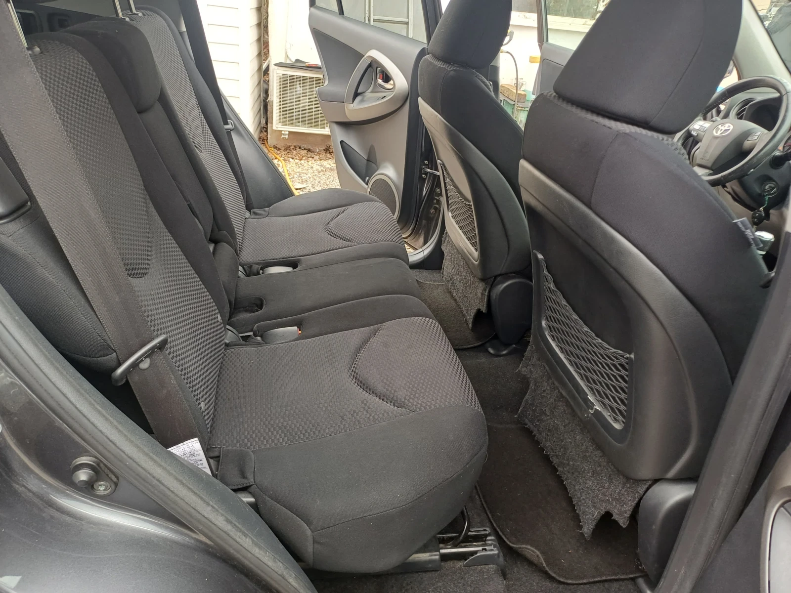 Toyota Rav4 2.2 D4D, снимка 10 - Автомобили и джипове - 53826551