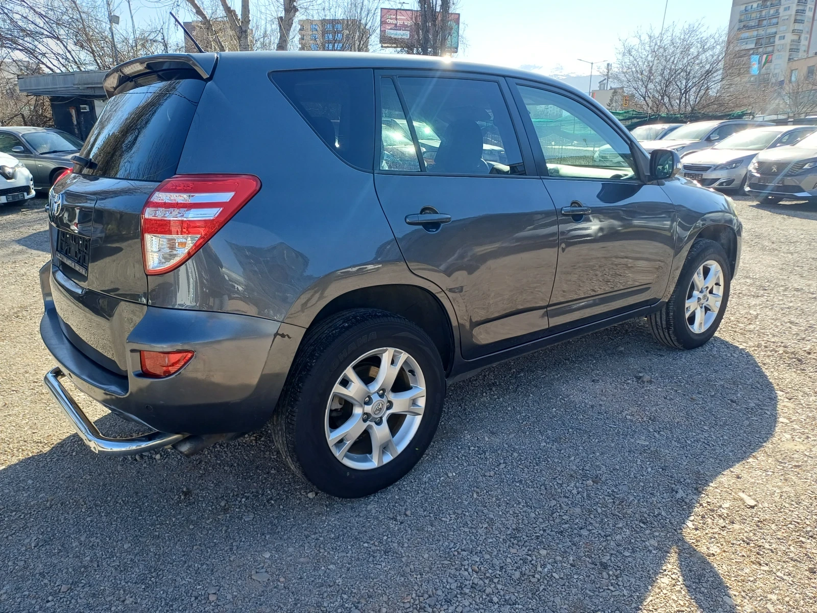 Toyota Rav4 2.2 D4D, снимка 5 - Автомобили и джипове - 53826551