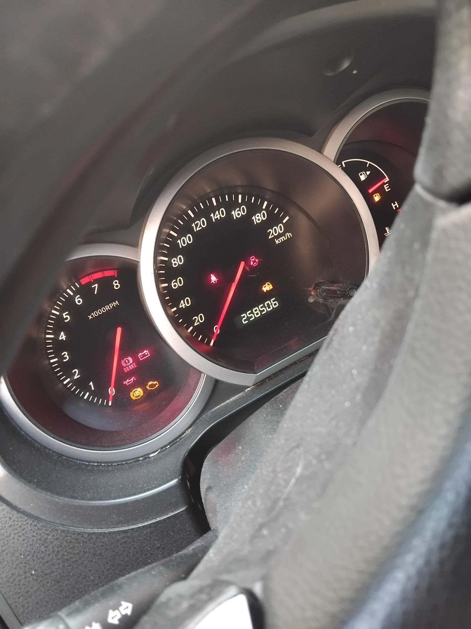 Suzuki Grand vitara, снимка 9 - Автомобили и джипове - 54669281