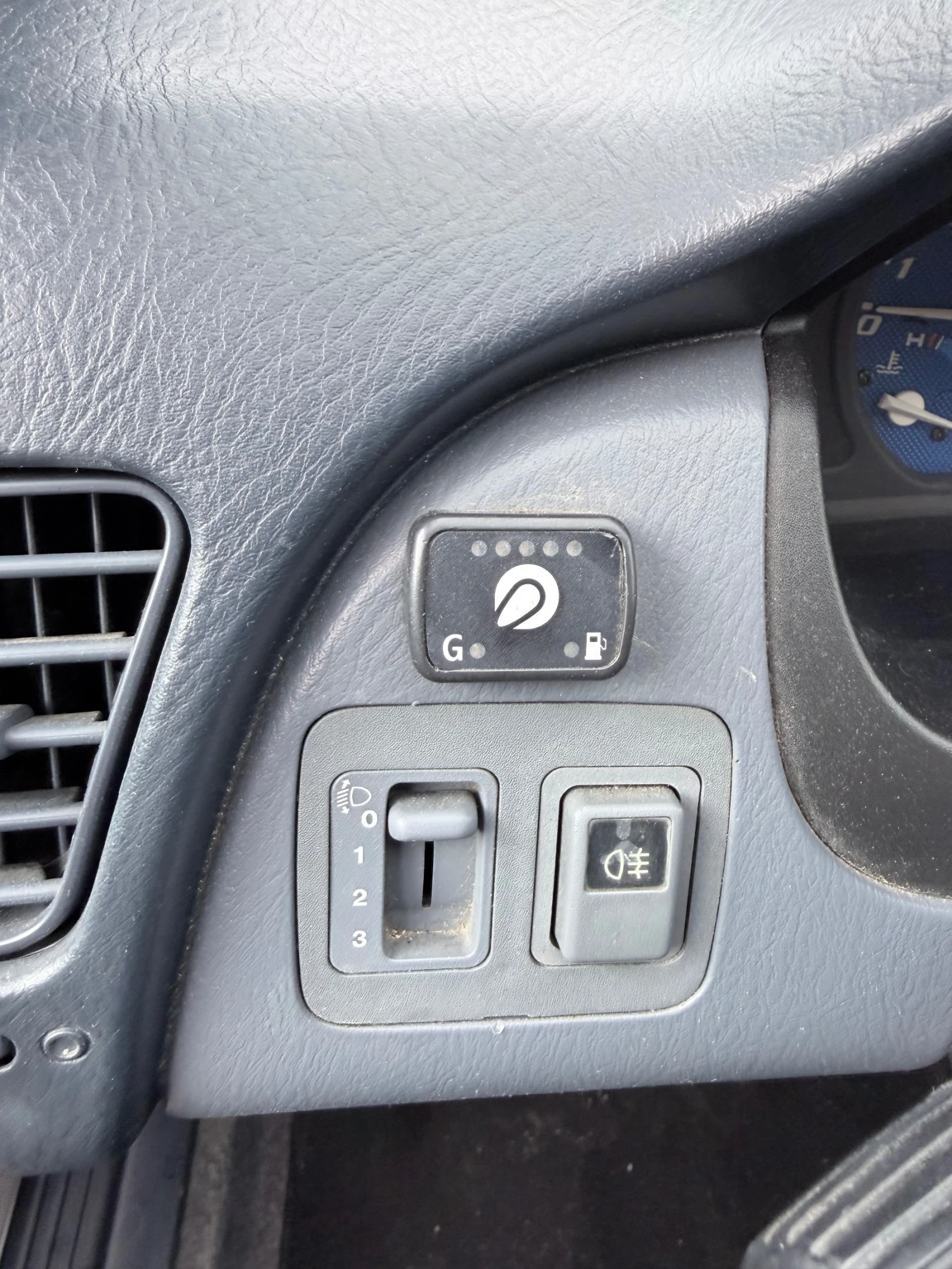 Honda Hr-v, снимка 10 - Автомобили и джипове - 54740518