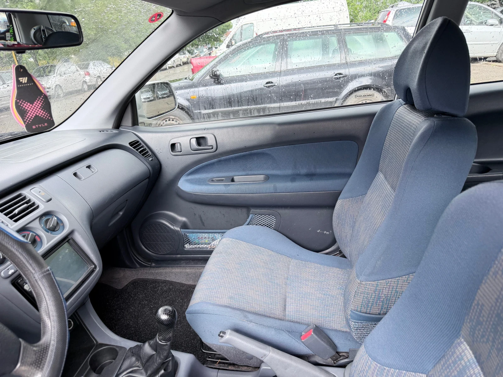 Honda Hr-v, снимка 8 - Автомобили и джипове - 54740518