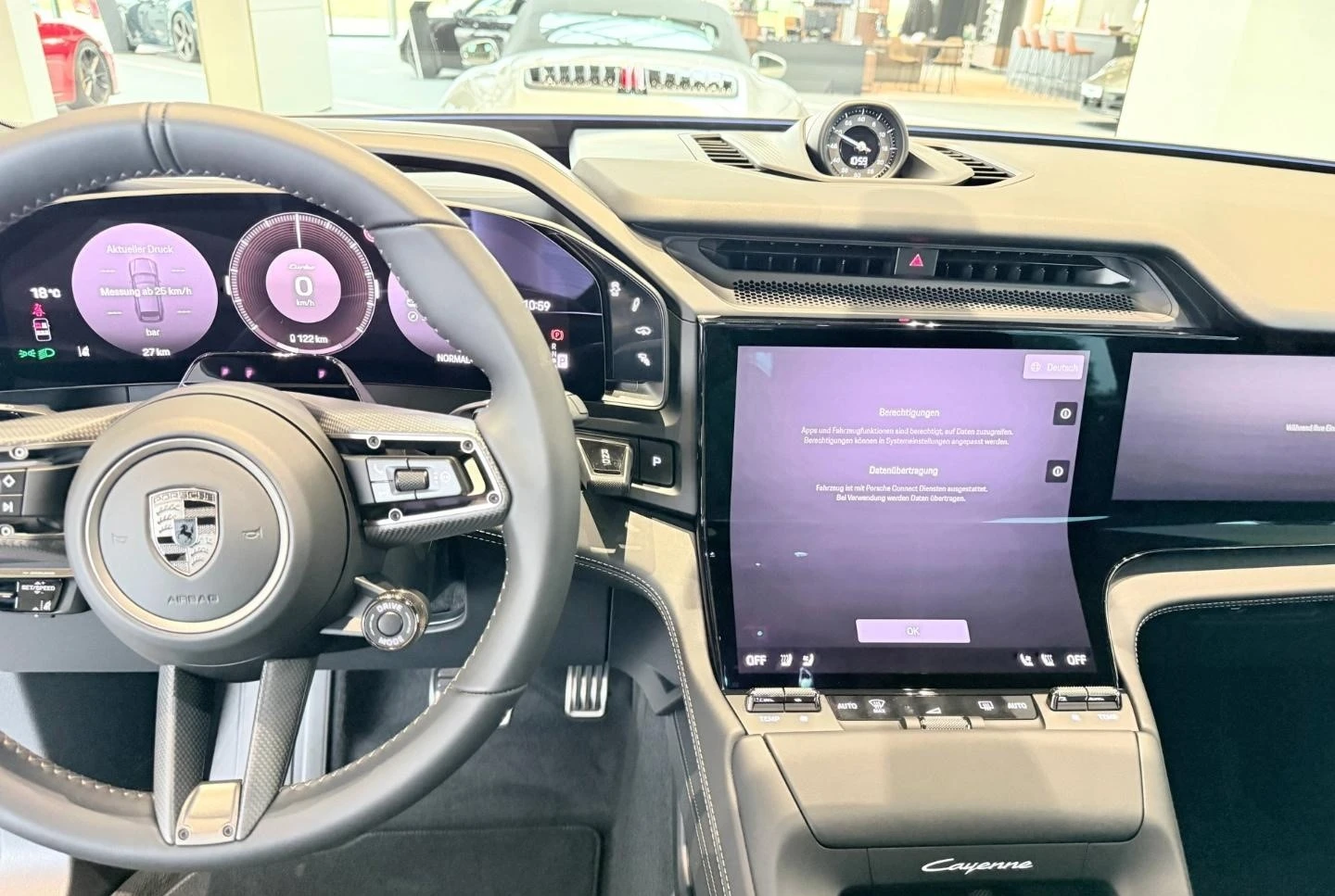 Porsche Cayenne TURBO ELECTRIC / HEAD UP / PANO / BOSE / 360 /, снимка 12 - Автомобили и джипове - 54912015