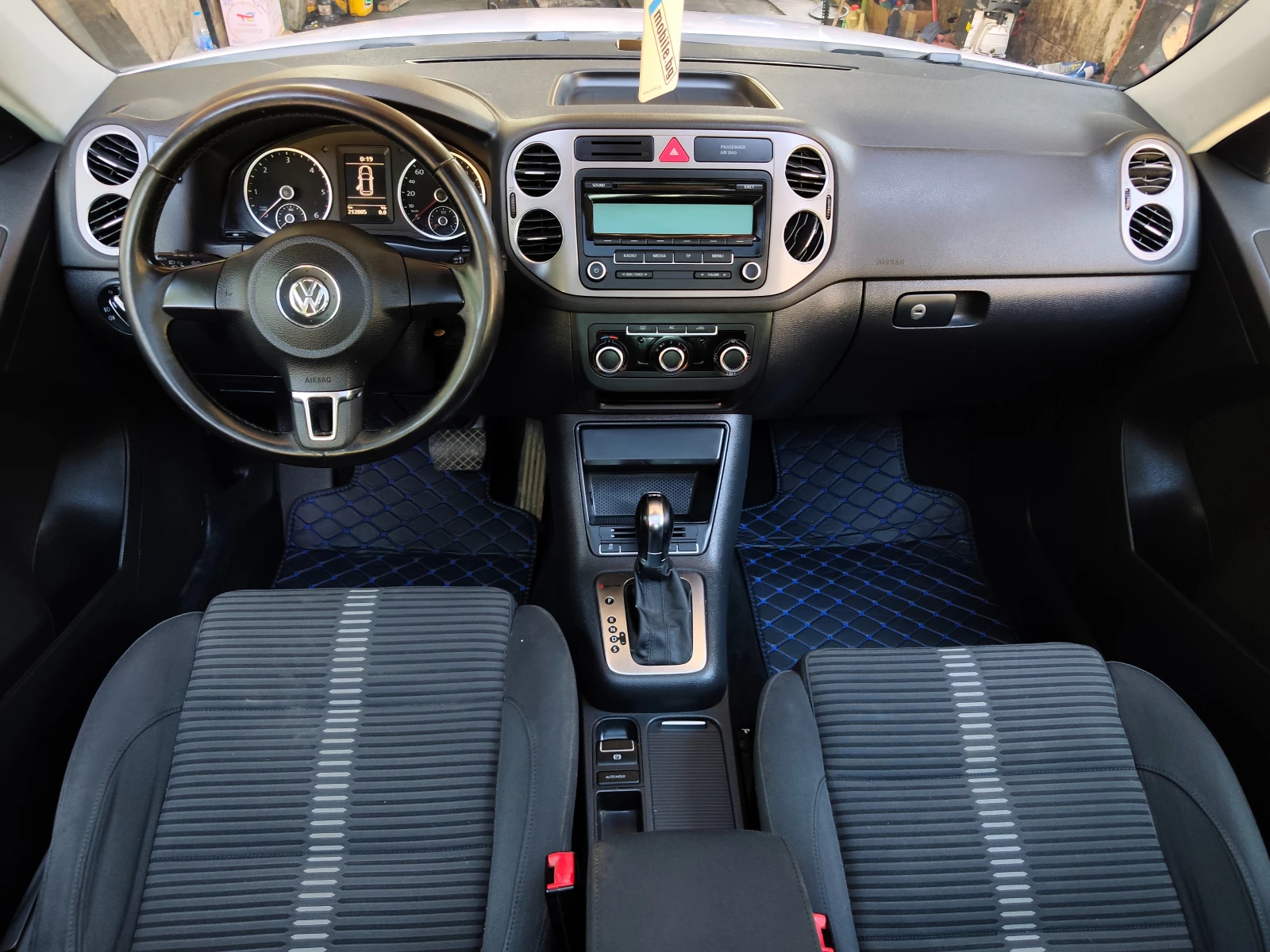VW Tiguan 2.0TDI 4motion, снимка 11 - Автомобили и джипове - 55061540