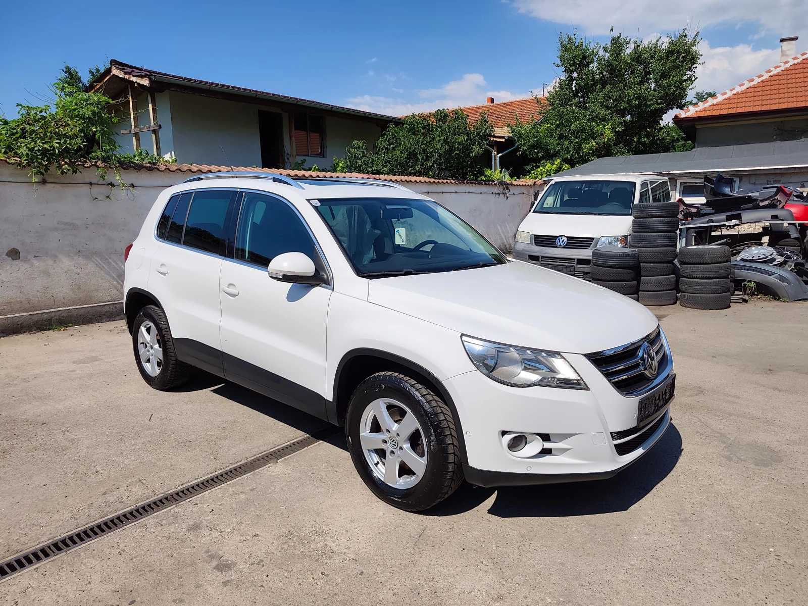 VW Tiguan 2.0TDI 4motion, снимка 8 - Автомобили и джипове - 55061540