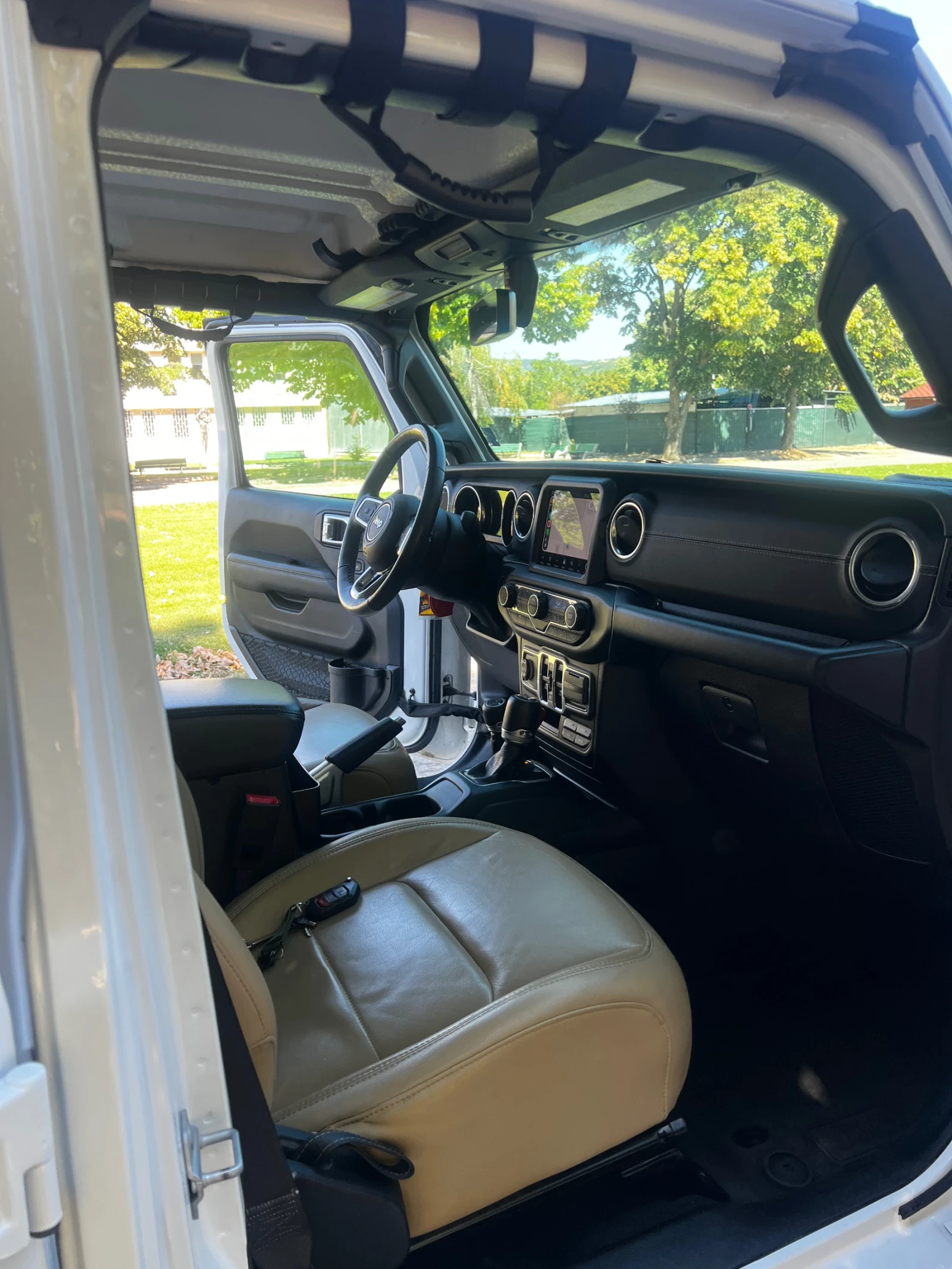 Jeep Wrangler SAHARA JL 3.6 V6 4x4, снимка 13 - Автомобили и джипове - 55686458
