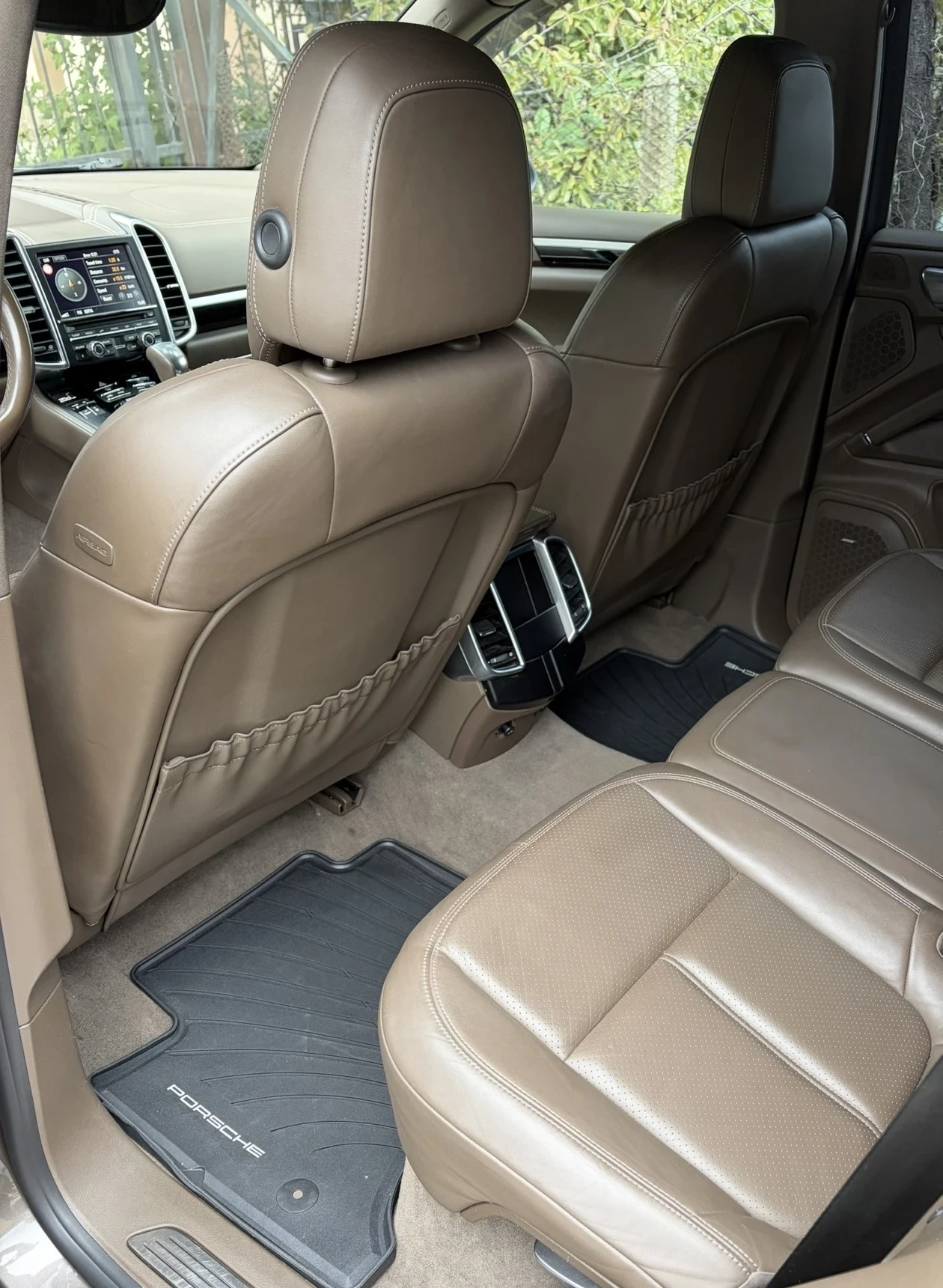 Porsche Cayenne 4.2D РЕАЛНИ и ДОКАЗУЕМИ КМ !, снимка 13 - Автомобили и джипове - 56234831
