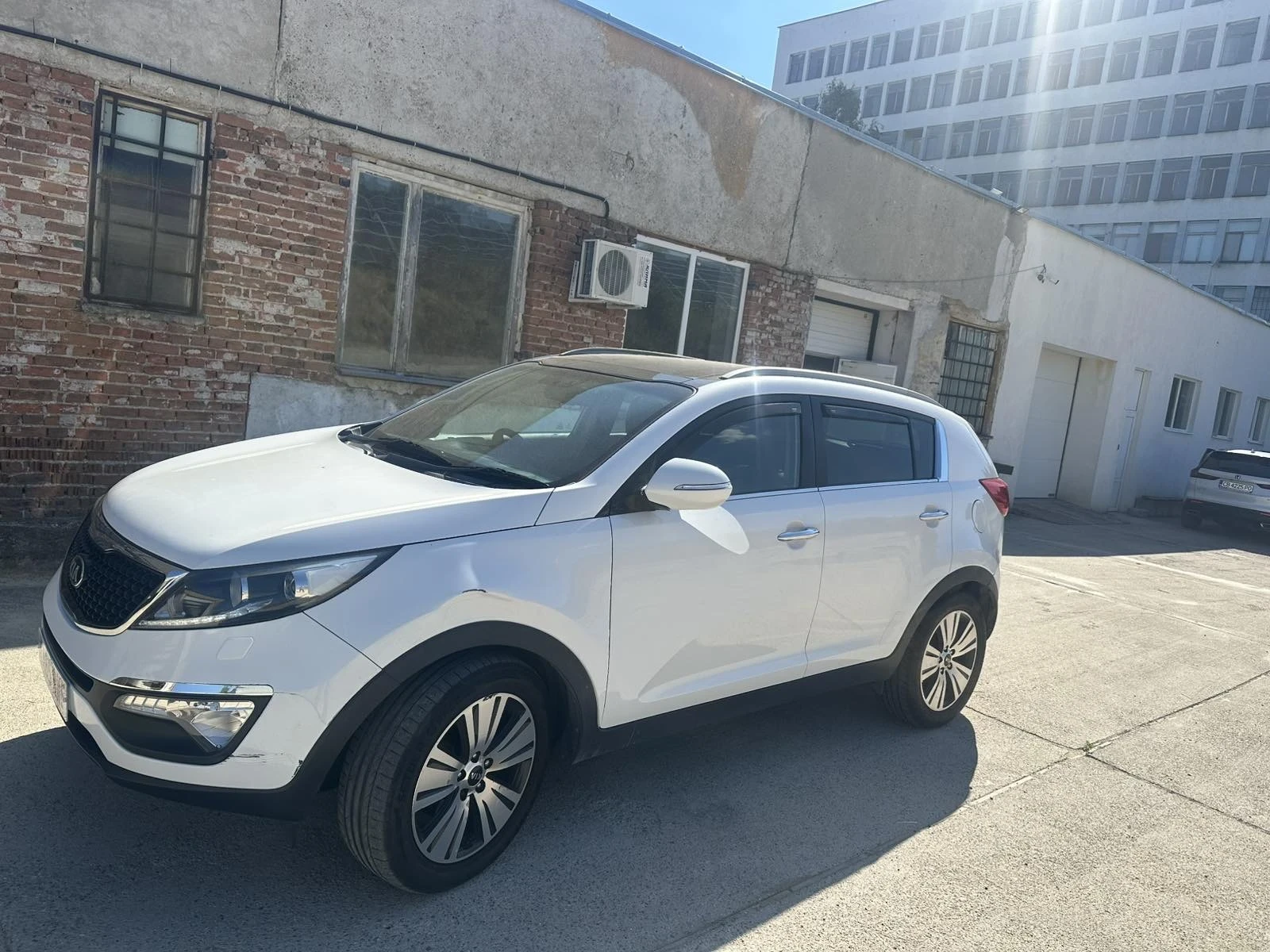 Kia Sportage, снимка 10 - Автомобили и джипове - 56276502
