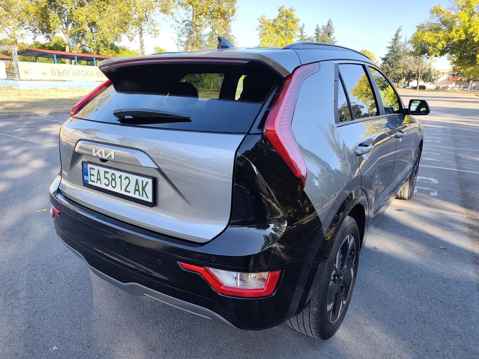 Kia Niro EV, снимка 2 - Автомобили и джипове - 56339778