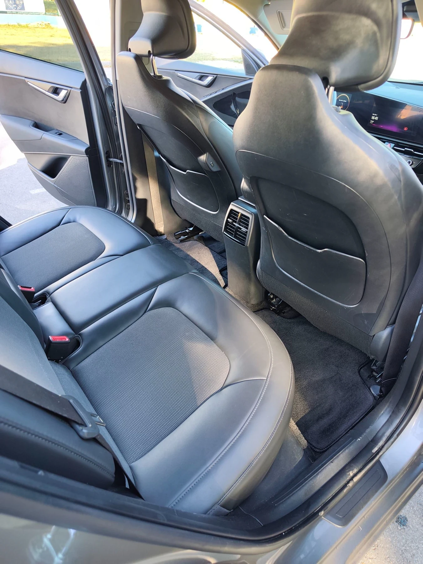 Kia Niro EV, снимка 15 - Автомобили и джипове - 56339778