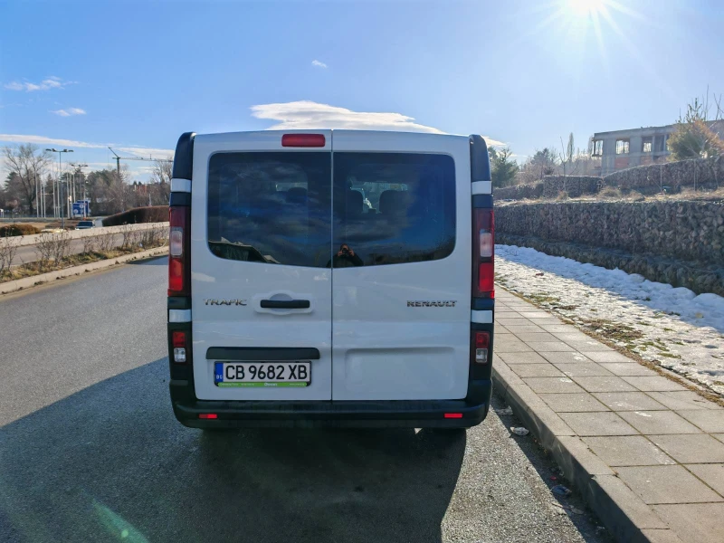 Renault Trafic 4900лв за получаване, 2.0 dCi 8+ 1м, снимка 6 - Бусове и автобуси - 48699742