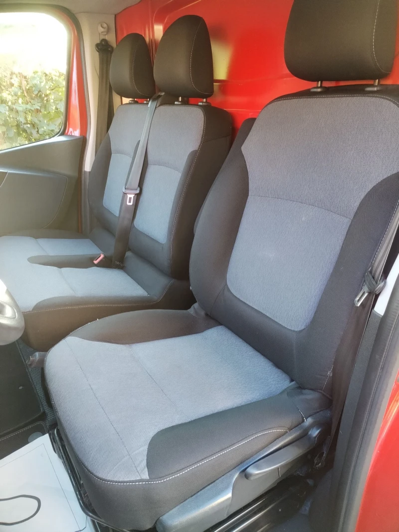 Opel Vivaro Lang, снимка 5 - Бусове и автобуси - 51470999