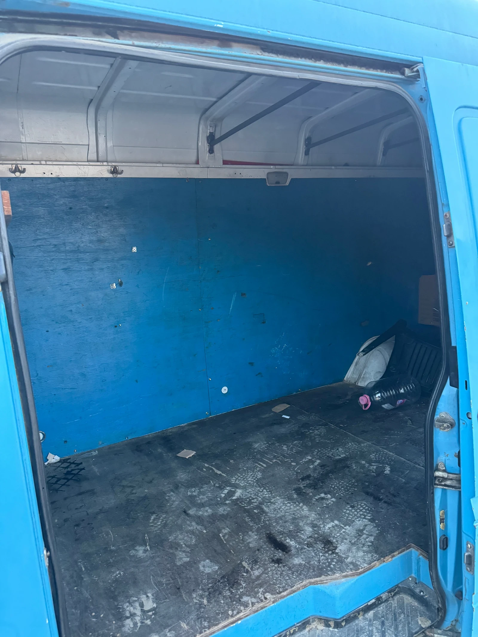 Mercedes-Benz Sprinter 313 2.2 130кс, снимка 5 - Бусове и автобуси - 53815423