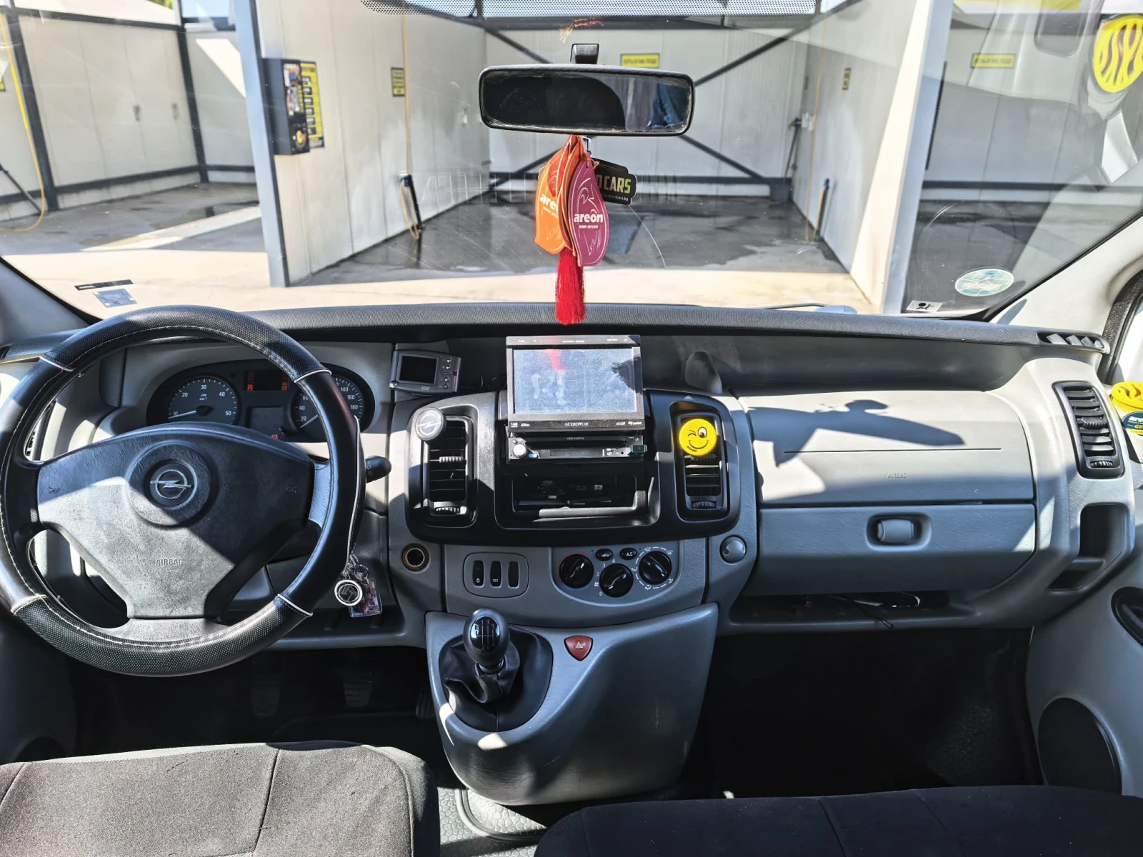 Opel Vivaro, снимка 9 - Бусове и автобуси - 56721070