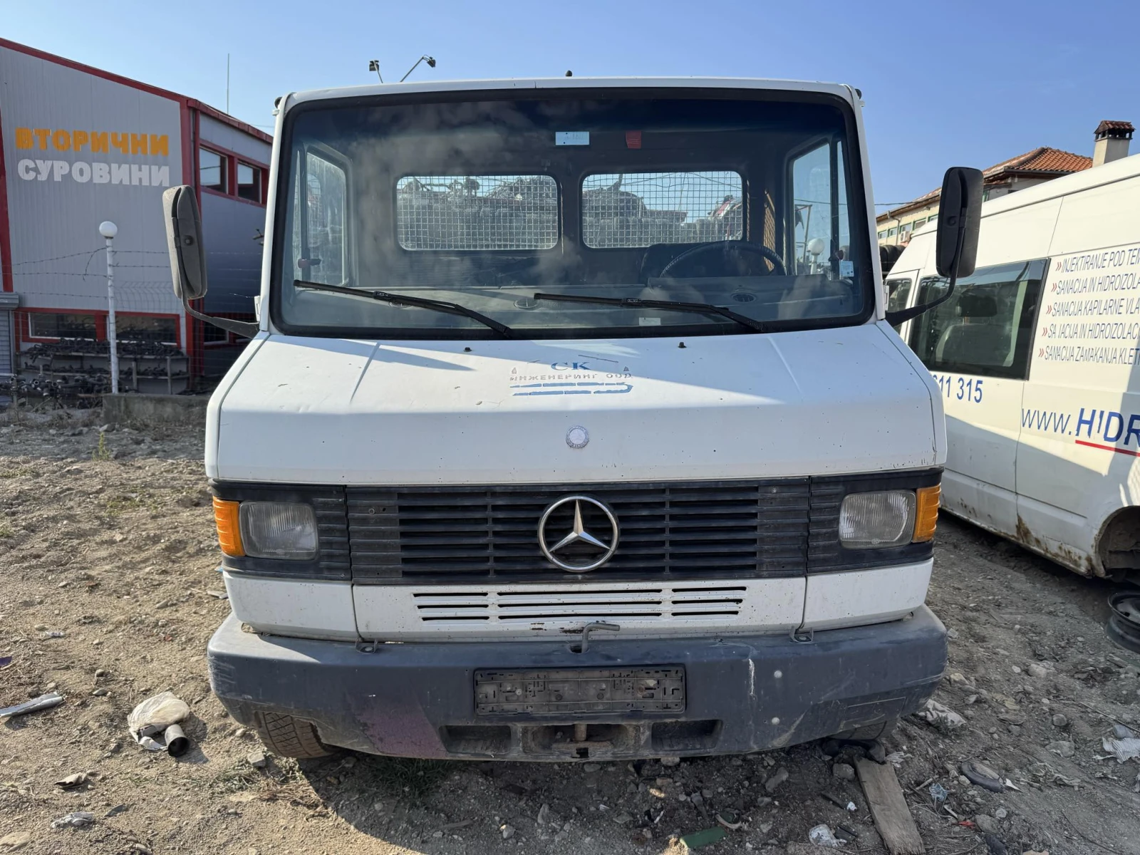 Mercedes-Benz 611 4.0, снимка 1