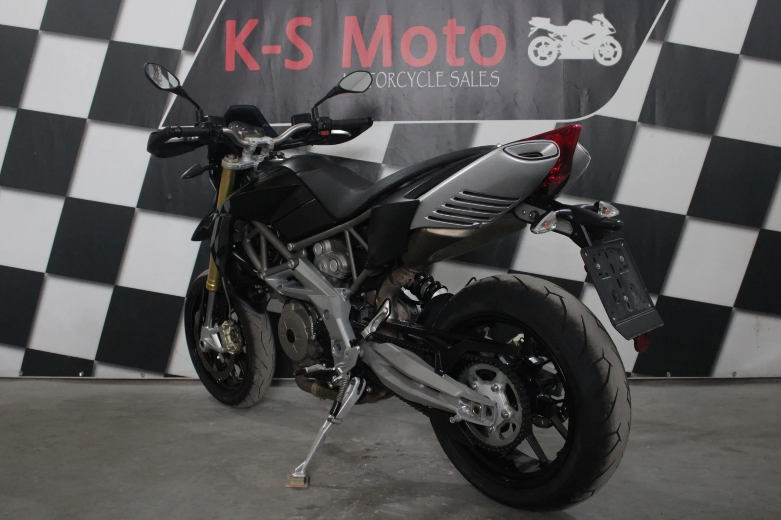 Aprilia Dorsoduro 750 2008г. - изображение 2