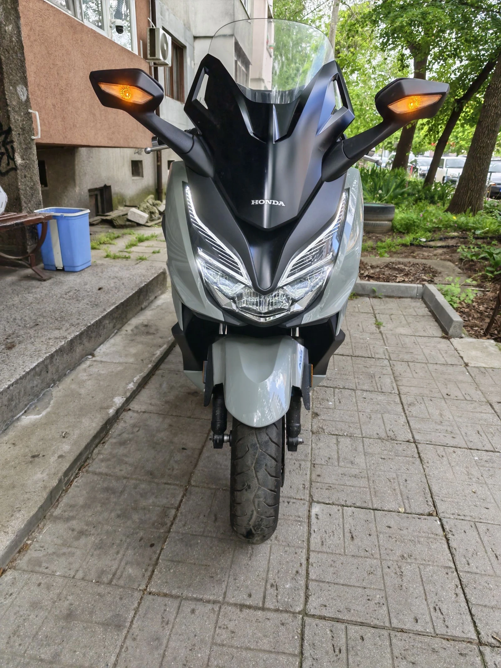 Honda Forza 350i