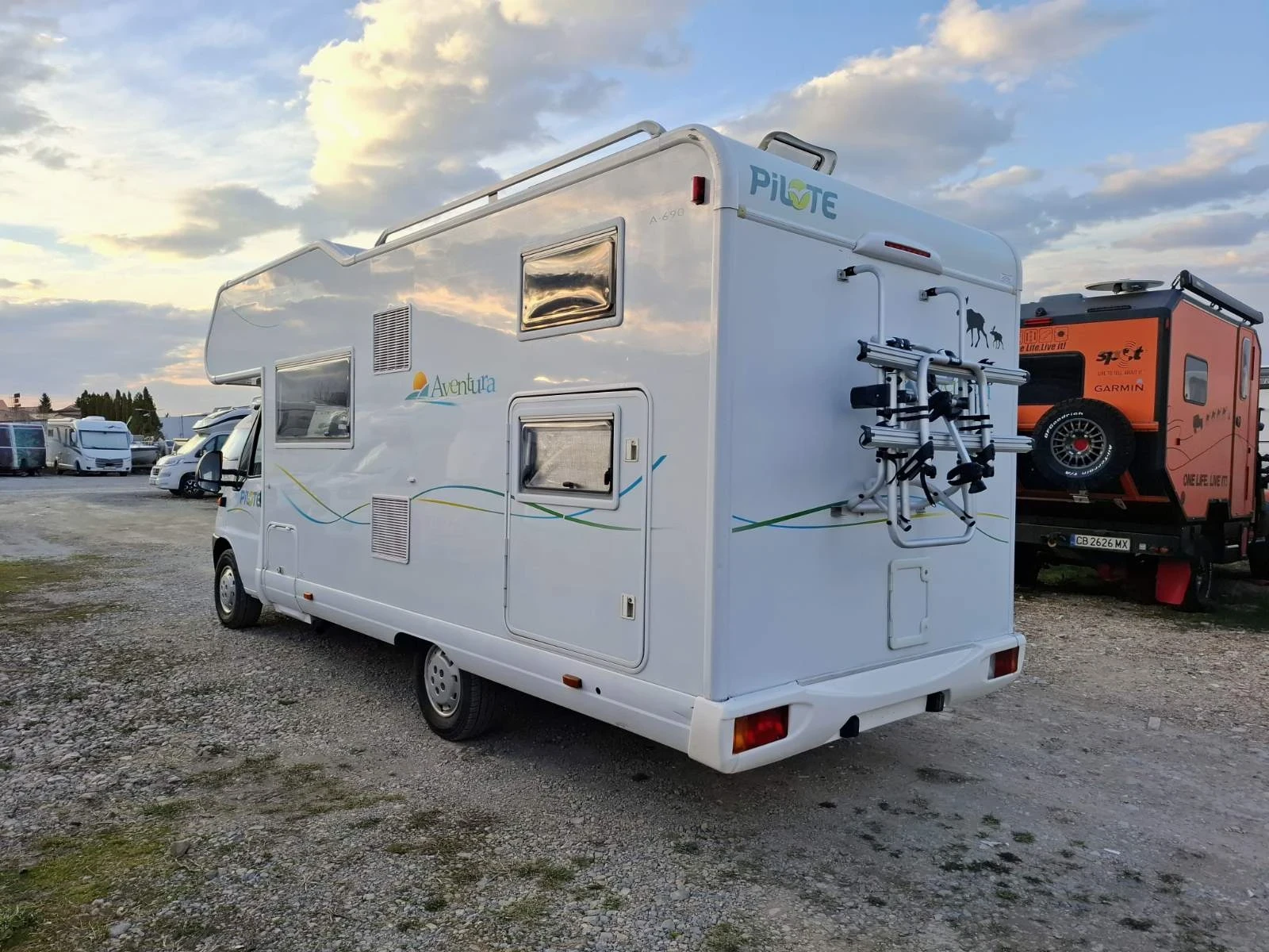 Кемпер Pilote 2.8 JTD, снимка 4 - Каравани и кемпери - 53991166