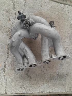 Всмукателен колектор BMW e36 318si, снимка 2