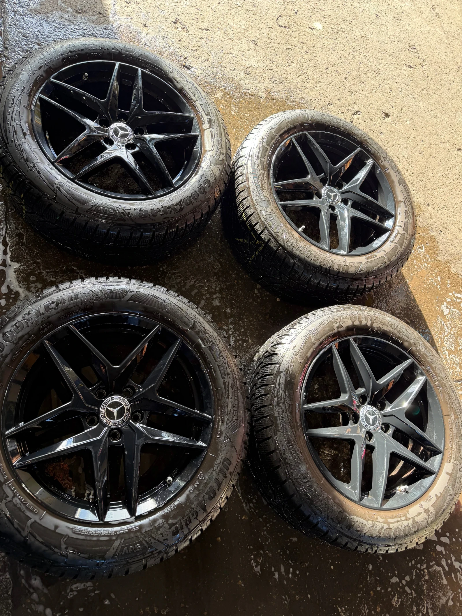 Гуми с джанти Goodyear 235/60R18