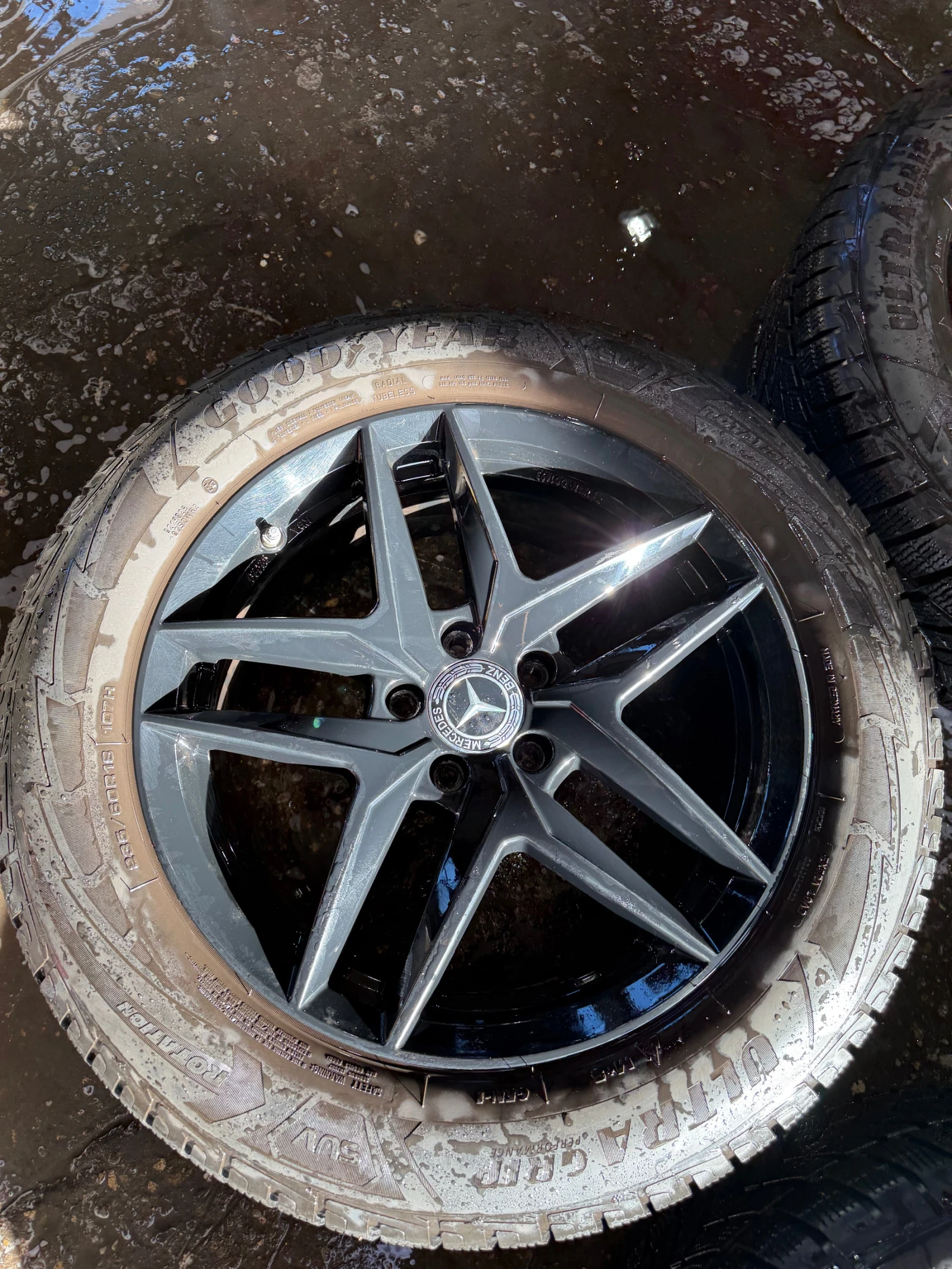 Гуми с джанти Goodyear 235/60R18, снимка 5 - Гуми и джанти - 56216406