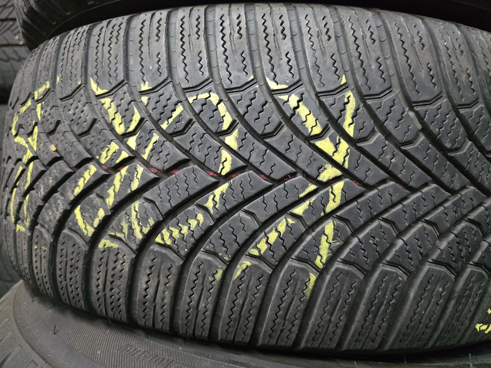 ���� 205/55R16 | Mobile.bg � ����������� 2