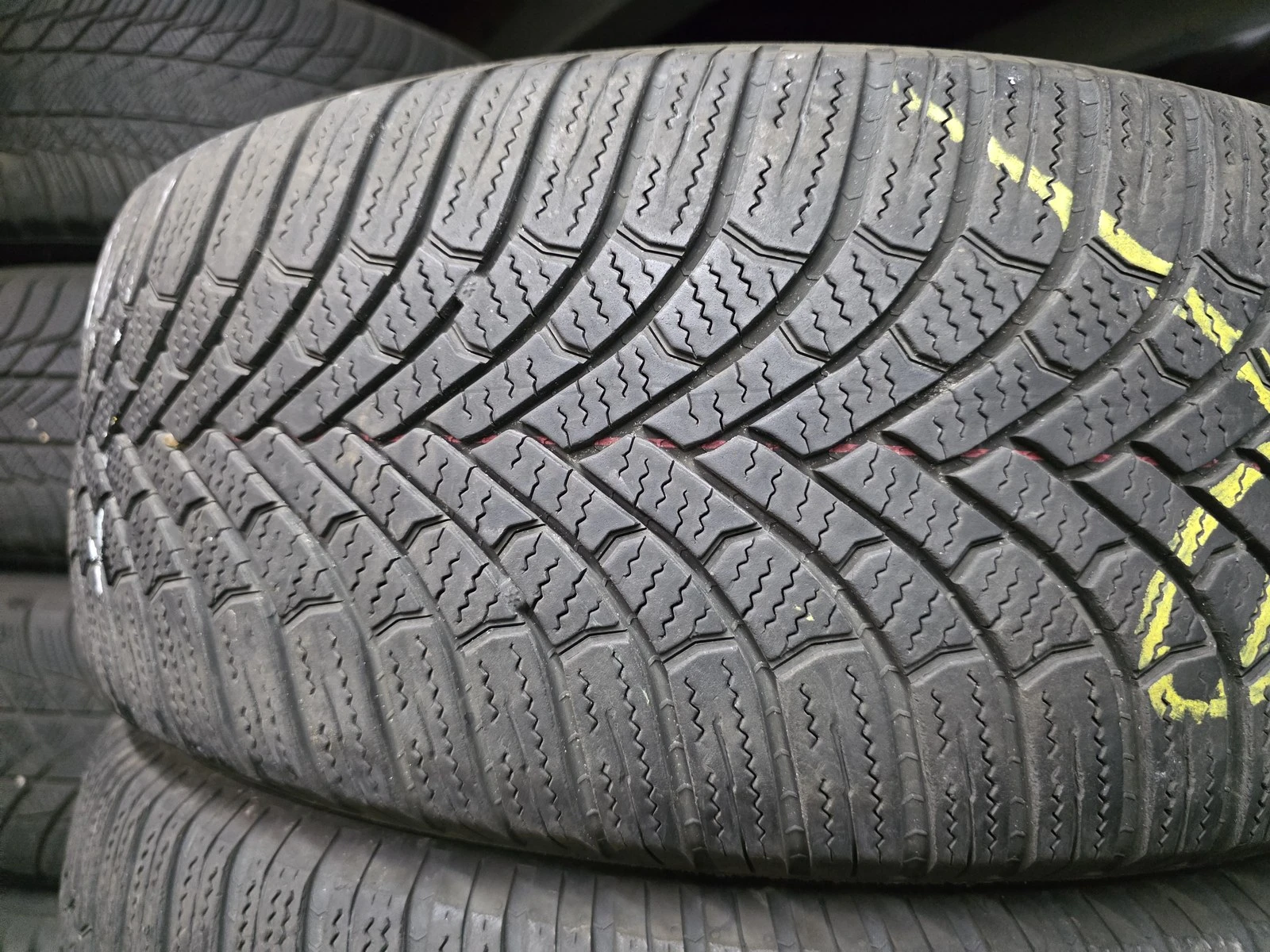 Гуми Зимни 205/55R16