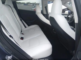Tesla Model 3 Rear-Wheel Drive - 14600 € / 28555.12 лв. - 26831926 8