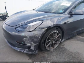 Tesla Model 3 Rear-Wheel Drive - 14600 € / 28555.12 лв. - 26831926 6