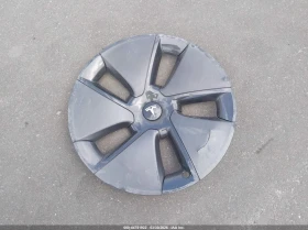 Tesla Model 3 Rear-Wheel Drive - 14600 € / 28555.12 лв. - 26831926 12