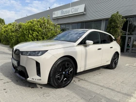 ������ BMW iX