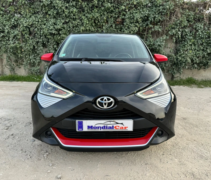 Toyota Aygo X-PLAY* * * BLACK EDITION , снимка 1 - Автомобили и джипове - 45062457