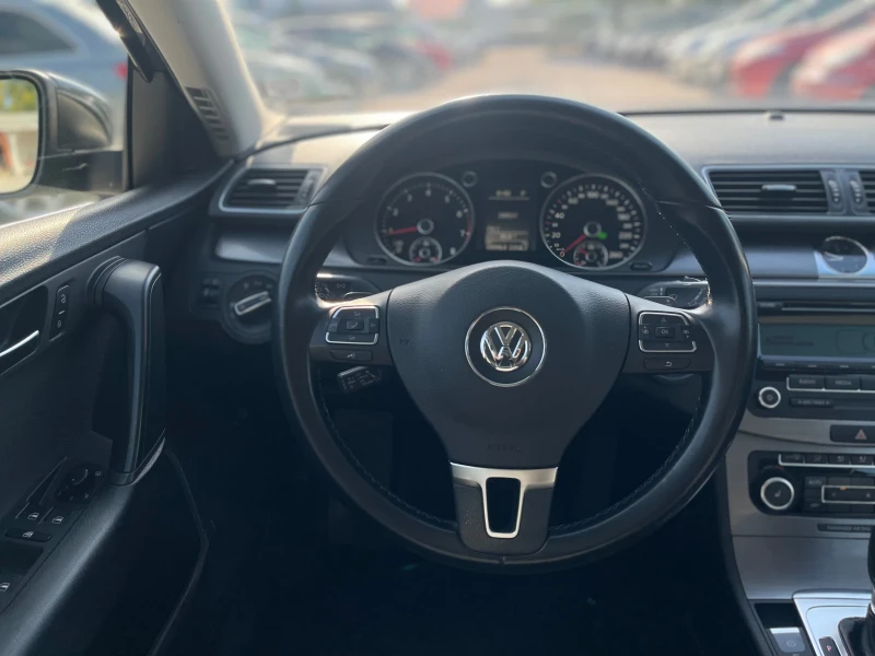 VW Passat, снимка 9 - Автомобили и джипове - 46870901